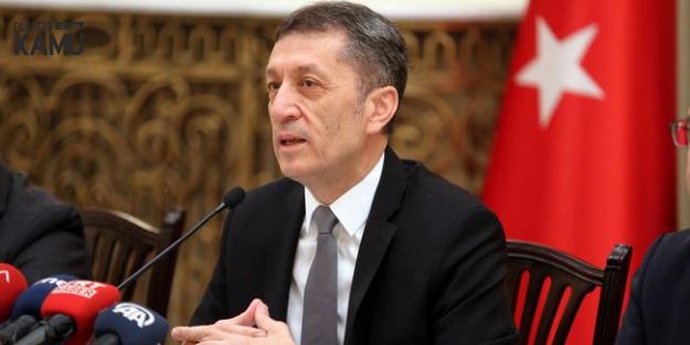 Bakan Selçuk'tan E Okul ve Eğitim Fakültesi Açıklaması