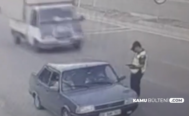 Dikkatsiz Sürücü, Yol Kontrolü Yapan Jandarmaya Kamyonetle Çarptı