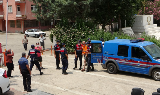 Adana’daki bıçaklı kavgaya 1 tutuklama