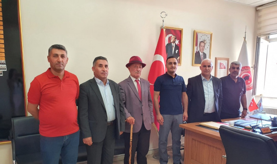 AK Parti’li Tarhan: “Güvenlik korucularının yanındayız” AK Parti’li Tarhan: “Güvenlik korucularının yanındayız”