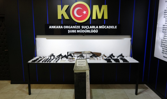 Ankara’da yasa dışı silah ticareti yapan 15 kişiye gözaltı