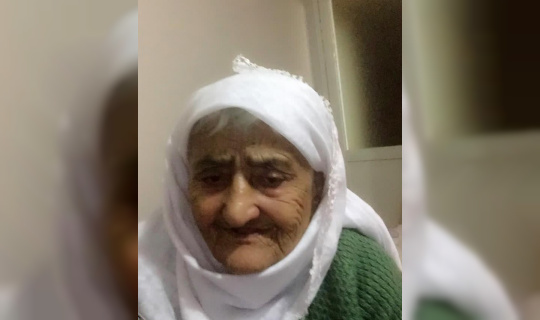 Asırlık nine vefat etti Asırlık nine vefat etti
