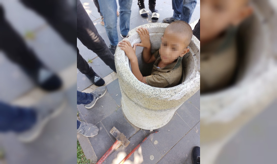 Batman’da beton çöp kutusuna sıkışan çocuk itfaiye ekiplerince kurtarıldı