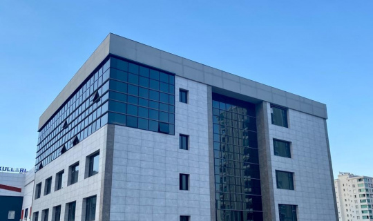 Bin 200 kişiye istihdam sağlayan AssisTT’e iş adamından jest Bin 200 kişiye istihdam sağlayan AssisTT’e iş adamından jest
