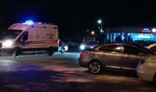 Bingöl’de iki aile arasında kavga: 1 ölü, 1 yaralı Bingöl’de iki aile arasında kavga: 1 ölü, 1 yaralı