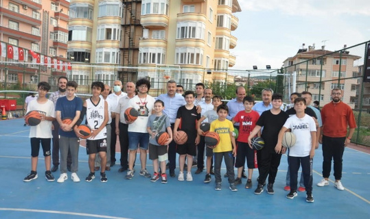 Boyabat Belediyesi yaz spor okulu etkinlikleri başladı
