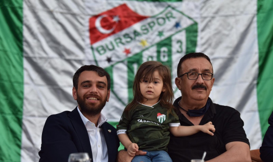 Bursaspor camiası Emin Adanur’dan sürpriz bekliyor Bursaspor camiası Emin Adanur’dan sürpriz bekliyor