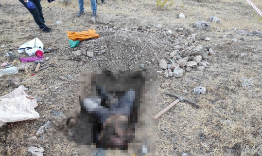 Define aramak için kazdığı çukurda 9 gün sonra cesedi bulundu Define aramak için kazdığı çukurda 9 gün sonra cesedi bulundu