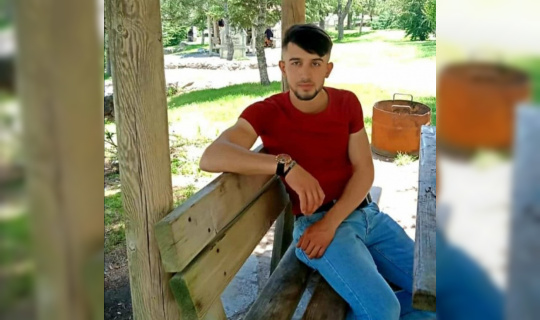 Denize giren iki gençten biri boğuldu, biri yoğun bakımda Denize giren iki gençten biri boğuldu, biri yoğun bakımda