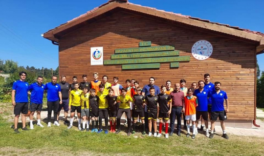 Eko Turizm ve Eğitim kampında Bursaspor Futbol Okulu eğitime başladı