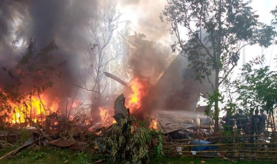 Filipinler’de 85 kişiyi taşıyan askeri uçak düştü: 40 kişi kurtarıldı