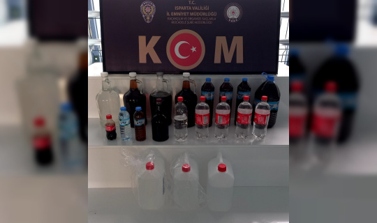 Isparta’da litrelerce kaçak içki ve akaryakıt ele geçirildi Isparta’da litrelerce kaçak içki ve akaryakıt ele geçirildi