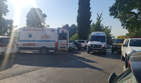 İsrail’de bir yüzme havuzunda klor gazı sızıntısından 40 kişi zehirlendi İsrail’de bir yüzme havuzunda klor gazı sızıntısından 40 kişi zehirlendi