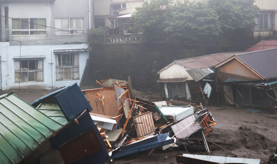 Japonya’yı vuran sel ve heyelanda 300 ev zarar gördü