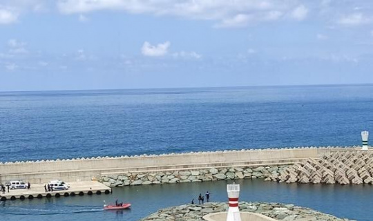 Kayıp genç 50 kilometre uzakta boğulma tehlikesi geçirdi Kayıp genç 50 kilometre uzakta boğulma tehlikesi geçirdi
