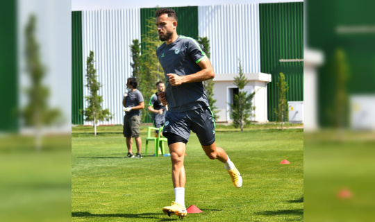 Konyasporlu futbolcular performans testinden geçti Konyasporlu futbolcular performans testinden geçti