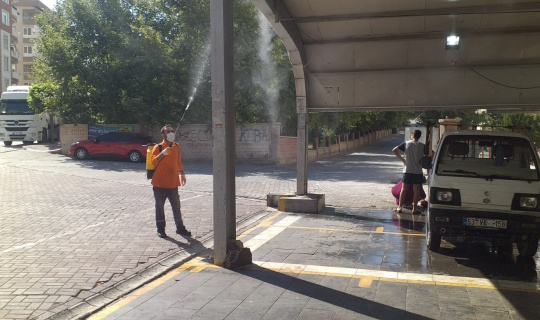 Kurbanlık kesim alanları dezenfekte edildi Kurbanlık kesim alanları dezenfekte edildi