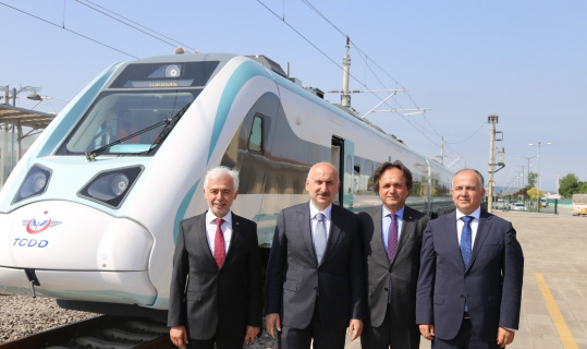 Milli Elektrikli trenin son testi Cumhurbaşkanı Erdoğan ve Bakan Karaismailoğlu’nun startıyla gerçekleşti