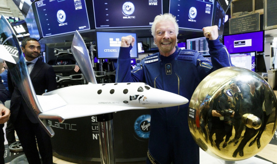Milyarderlerin uzay yarışı: Branson, Bezos’tan önce uzaya gidecek Milyarderlerin uzay yarışı: Branson, Bezos’tan önce uzaya gidecek