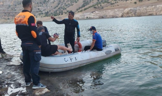 Siirt’te serinlemek için suya giren gencin cansız bedeni bulundu Siirt’te serinlemek için suya giren gencin cansız bedeni bulundu