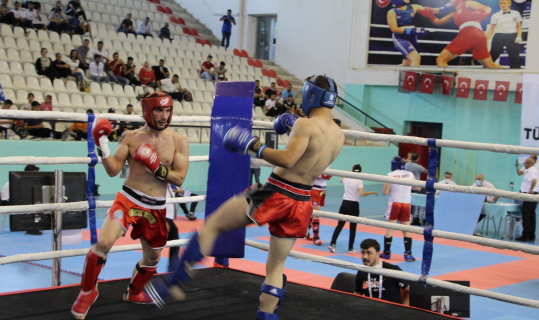 Şırnak’ta bin 500 sporcunun ringdeki mübadelesi başladı