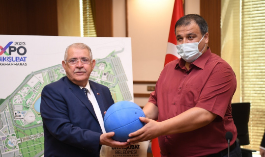 Başkan Mahçiçek’ten goolball takımına malzeme desteği