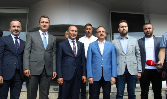 Başkan Soyer’den AK Parti’li Sürekli’ye iade-i ziyaret