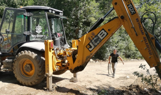 Beypazarı Belediyesi’nin ekipleri Kastamonu Azdavay’da mesaiye devam ediyor Beypazarı Belediyesi’nin ekipleri Kastamonu Azdavay’da mesaiye devam ediyor