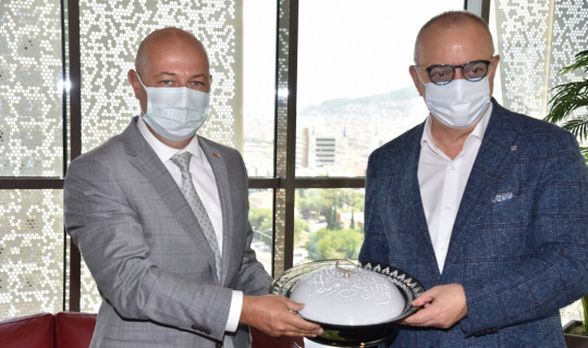 Büyükşehir ve Kızılay’dan Manisa’ya ortak proje