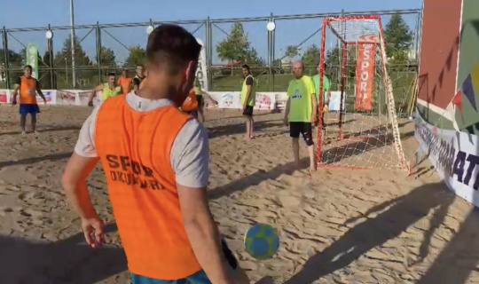 Büyükşehir’den bir ilk: denizi olmayan Kayseri’de plaj futbolu