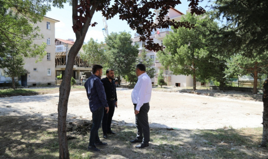 Çubuk Belediye Başkanı Demirbaş, ilçede devam eden çalışmaları yerinde inceledi