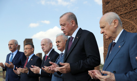 Cumhurbaşkanı Erdoğan Ahlat’ta Cumhurbaşkanı Erdoğan Ahlat’ta