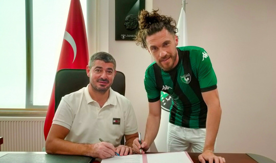 Denizlispor günün son transfer bombasını patlattı Denizlispor günün son transfer bombasını patlattı
