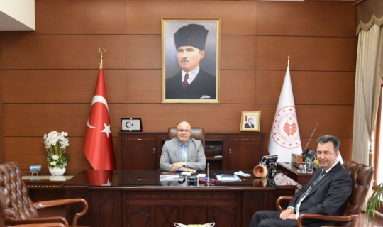 Emekliye ayrılan Jandarma Komutanından veda ziyareti Emekliye ayrılan Jandarma Komutanından veda ziyareti