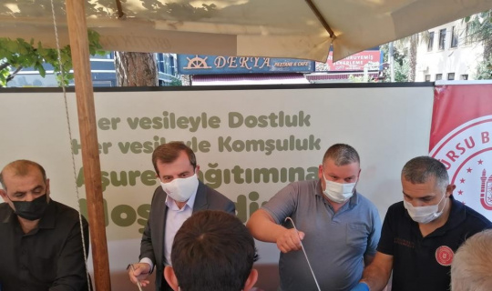Gürsu’da aşure bereketi Gürsu’da aşure bereketi