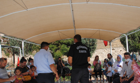 Halfeti’de lokanta ve teknelerde denetim Halfeti’de lokanta ve teknelerde denetim