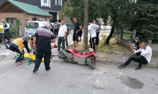 İki motosiklet kafa kafaya çarpıştı: 2 yaralı