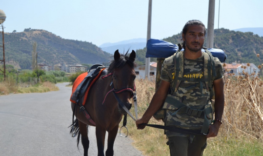 ’Kaşif’ adını verdiği atıyla İzmir’den Batman’a yürüyecek