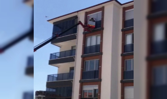 Kulu’da itfaiyeden güvercin kurtarma operasyonu Kulu’da itfaiyeden güvercin kurtarma operasyonu
