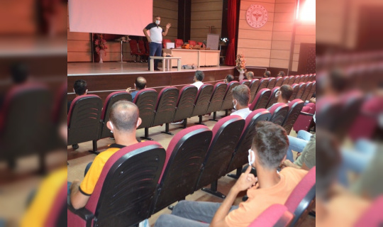Kurum ve kuruluş personellerine ilk yardım eğitimi verildi