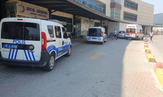 Psikiyatri kliniğinde dehşet: 2 yaralı Psikiyatri kliniğinde dehşet: 2 yaralı