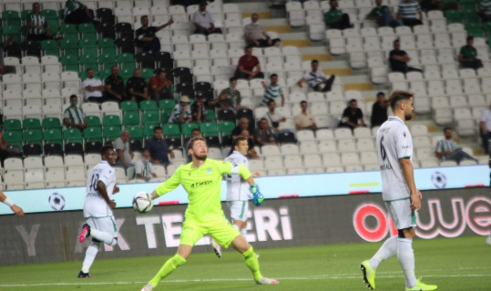 Süper Lig: Konyaspor: 0 - Başakşehir: 1 (İlk yarı)