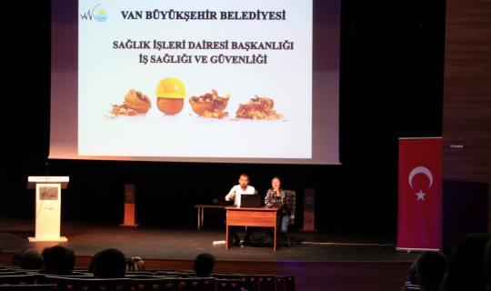Van Büyükşehir Belediyesinden yeni atanan memurlara iş sağlığı eğitimi Van Büyükşehir Belediyesinden yeni atanan memurlara iş sağlığı eğitimi