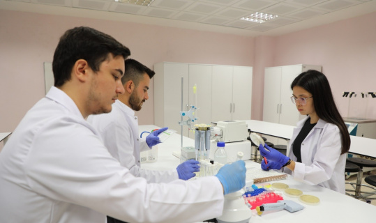 Bartın Üniversitesi öğrencileri biyoteknoloji proje fikirleriyle TEKNOFEST heyecanı yaşıyorlar