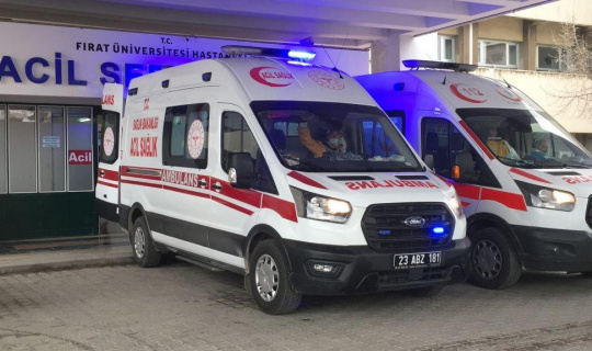 Elazığ’da silahını temizleyen şahıs kazara kendini vurdu Elazığ’da silahını temizleyen şahıs kazara kendini vurdu