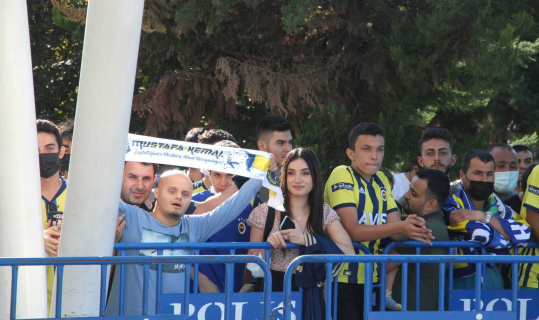 Fenerbahçe Hatay’da coşkuyla karşılandı