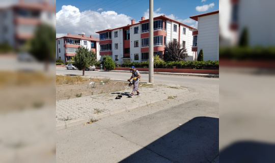 Mahallelerde genel temizlik çalışmaları devam ediyor