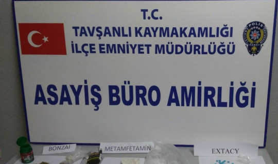 Yakalanan şahıs zehir taciri çıktı Yakalanan şahıs zehir taciri çıktı