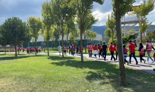 Dünya yürüyüş gününde sağlıklı hayata dikkat çektiler