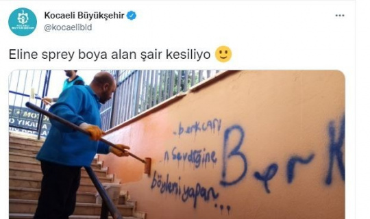 Duvara şiir yazanlara sosyal medyadan esprili uyarı Duvara şiir yazanlara sosyal medyadan esprili uyarı